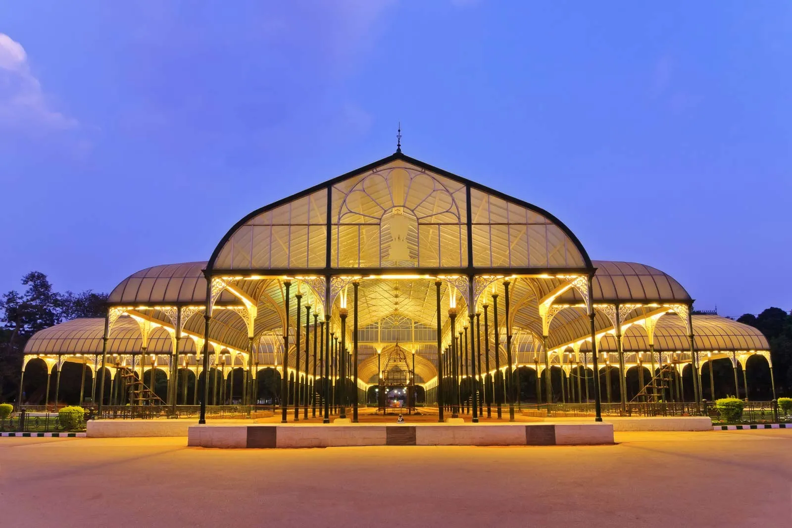 Chennai to Bangalore at Rs.5600